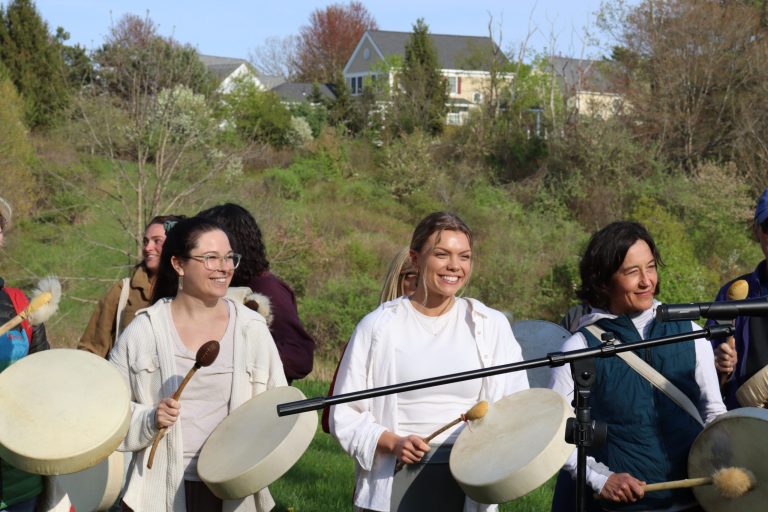 women drumming